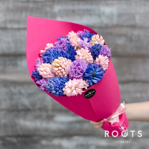 Купить монобукет с доставкой в Москве | Заказать монобукет от ROOTS FLOWERS