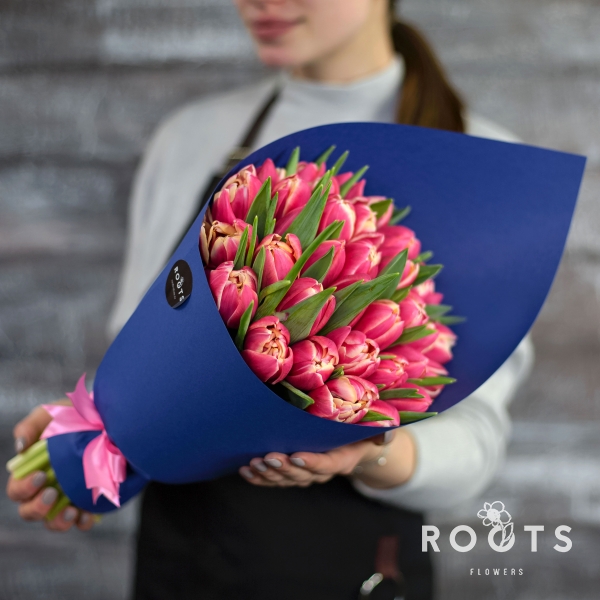 Купить монобукет с доставкой в Москве | Заказать монобукет от ROOTS FLOWERS