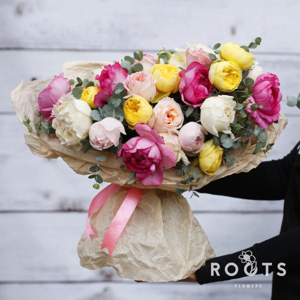 Купить монобукет с доставкой в Москве | Заказать монобукет от ROOTS FLOWERS