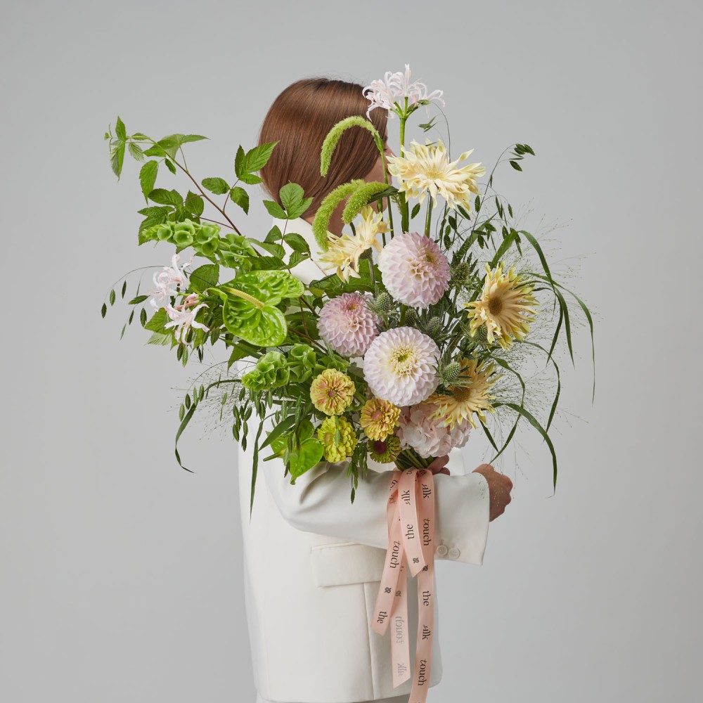 The Silk Touch 048 The Silk Touch 048