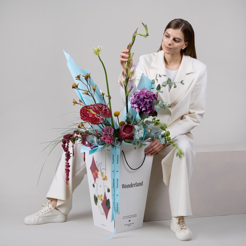 Wonderland 052 Wonderland 052