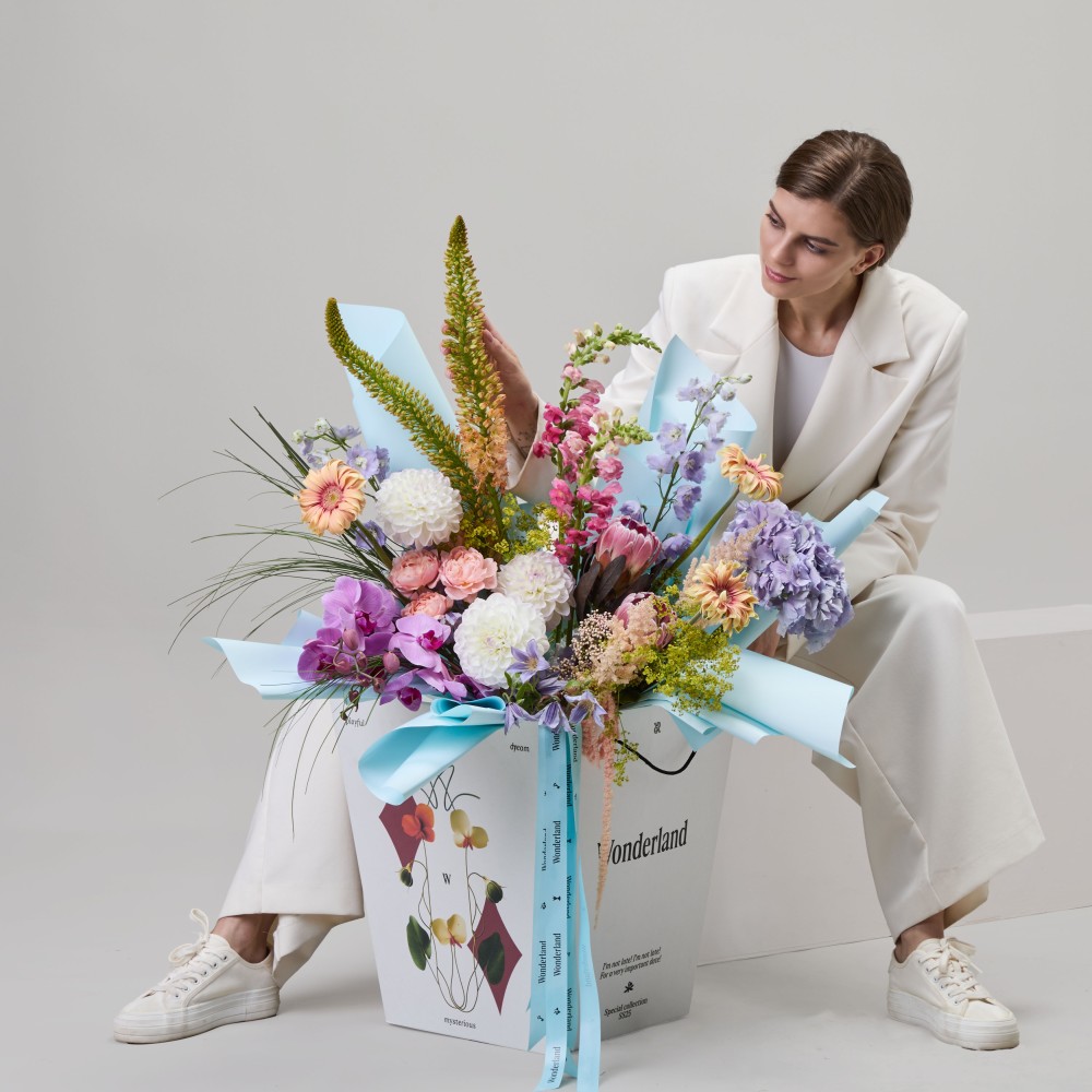 Wonderland 056 Wonderland 056