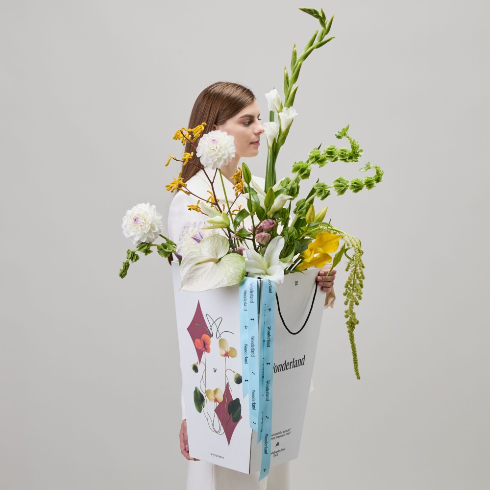 Wonderland 057 Wonderland 057