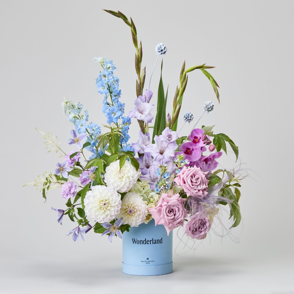 Wonderland 063 Wonderland 063