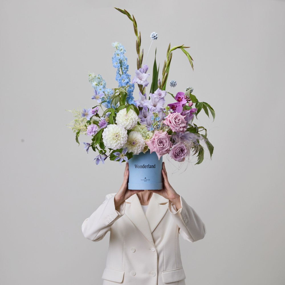 Wonderland 063 Wonderland 063