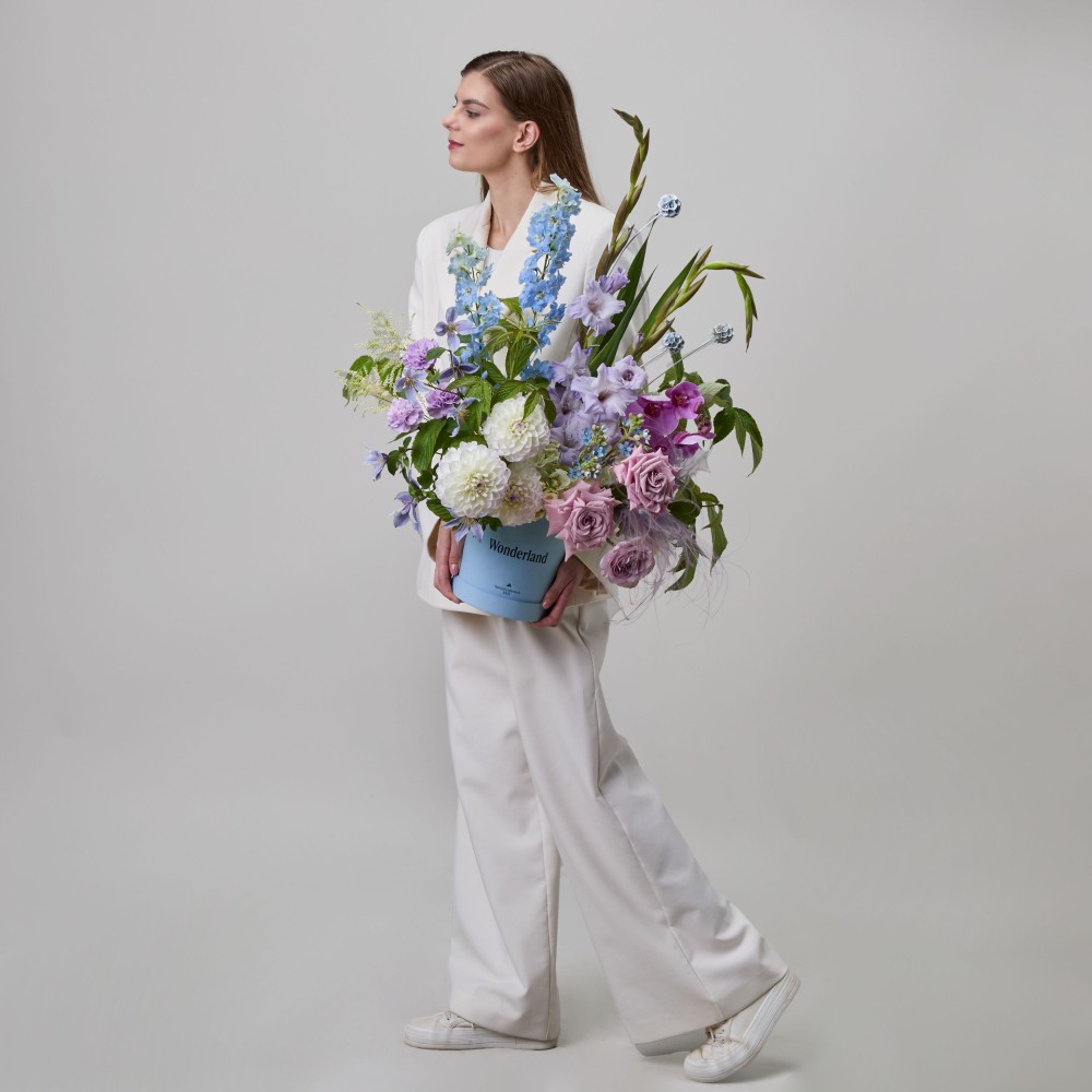 Wonderland 063 Wonderland 063