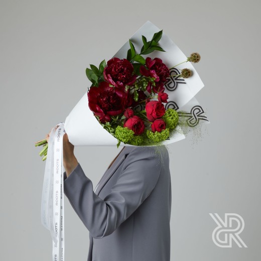 Bouquet 143 Букет с пионом и пионовидной розой