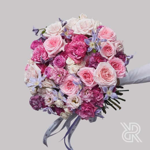 Bouquet 001 Букет с лентами с розой и гортензией